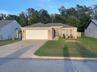 1300 Rice Rd, Bentonville, AR 72712