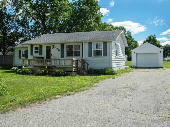 325 S Evans Rd, Evansdale, IA 50707