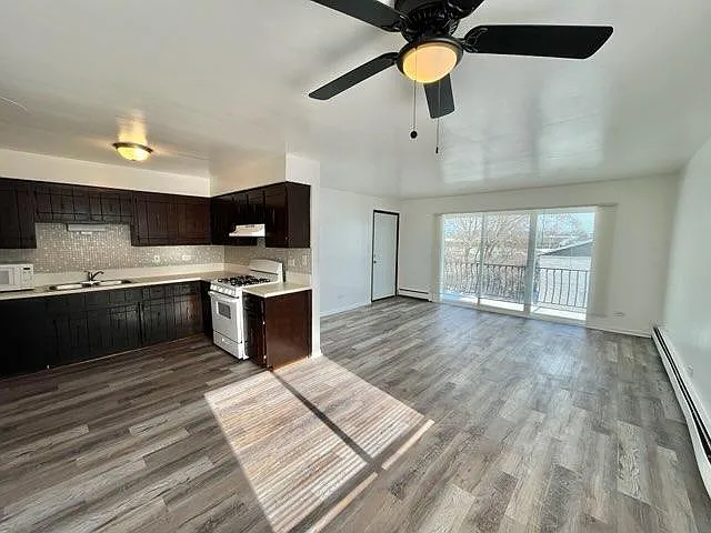 10602 Oak Tree Dr — Photo 3