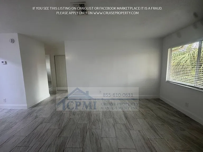 8430 NW 40th St Coral Springs, FL 33065 — Photo 16