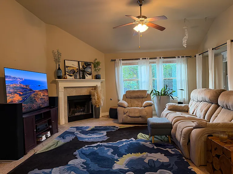 3304 Merlin Ct — Photo 32