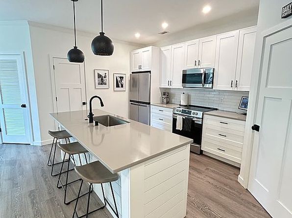 400 Bucksley Ln UNIT 301