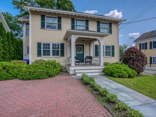 11 Fletcher Rd Unit 11, Bedford, MA 01730