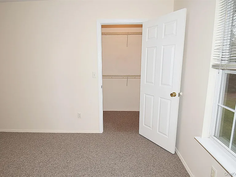 18 Garden Way — Photo 15