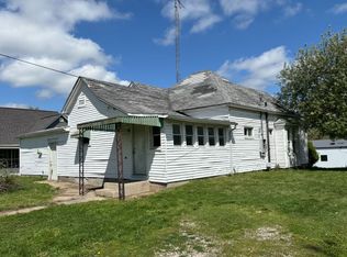 403 S Victor St, Christopher, IL 62822