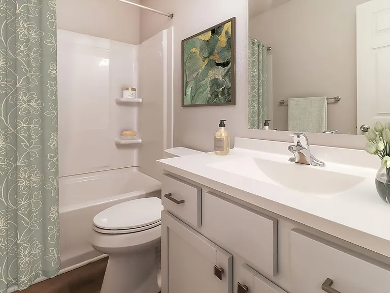 2216 Macatawa Ln — Photo 27