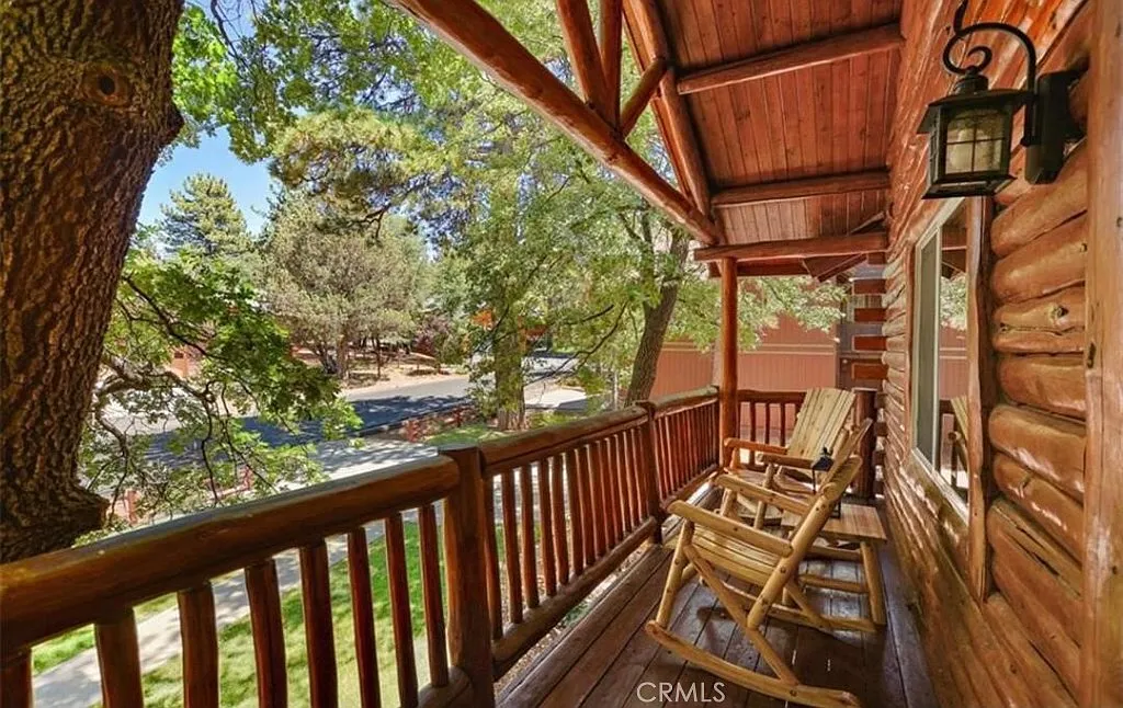 3 bed, 2.0 bath, 1276 sqft, $2,800 — Photo 4