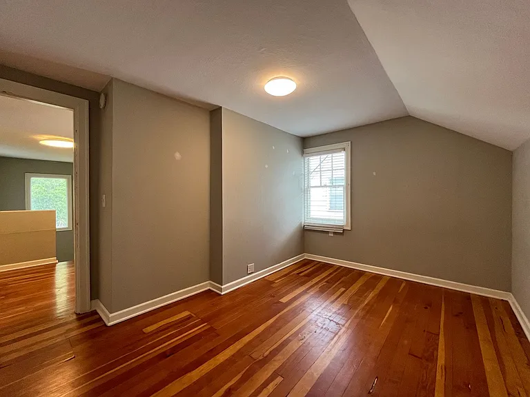 1723 NE 60th Ave — Photo 38