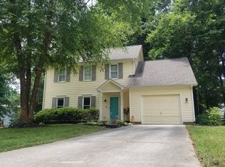 7703 Bridle Ct, Charlotte, NC 28216