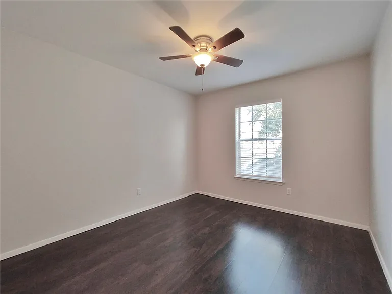 600 19th St #17 — Photo 20