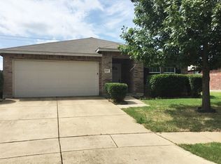 908 Harris Ridge Dr, Arlington, TX 76002