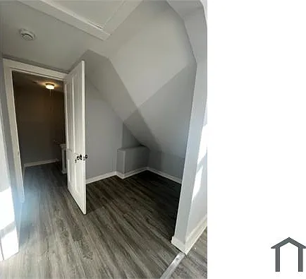 2552 N Humboldt Blvd #C — Photo 3