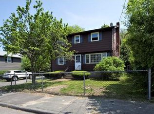 29 Gallows Hill Rd, Salem, MA 01970