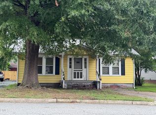 316 Atwater St, Burlington, NC 27215