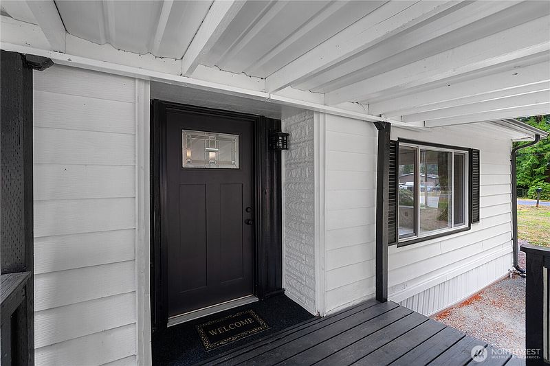 3rd image of 17107 Snowbell Court SE