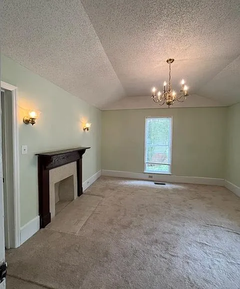 1907 Cardens Ln — Photo 6