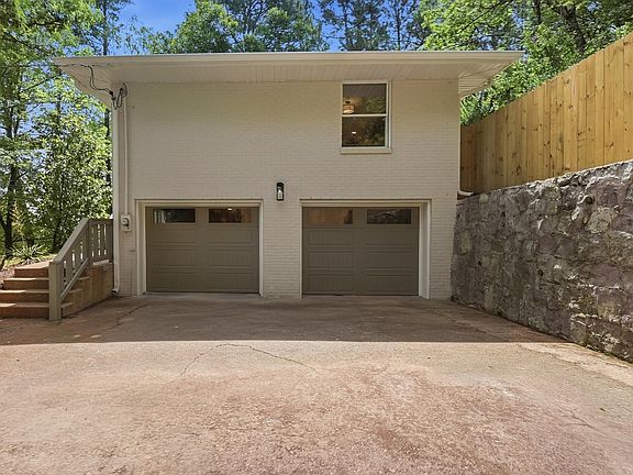 5th image of 1206 Clermont Dr