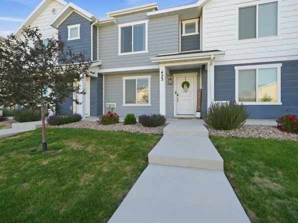 423 N Northshore Dr, Saratoga Springs, UT 84045