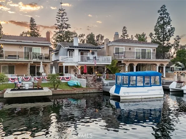 24205 Okeechobee Ln, Lake Forest, CA 92630