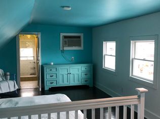 29 New York Ave, Ocean Grove, NJ 07756