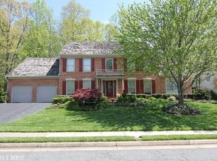 5379 Ashleigh Rd, Fairfax, VA 22030