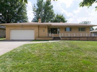 14611 Robert Dr, Middleburg Heights, OH 44130