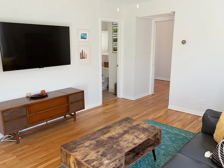 Smart TV and high speed wifi