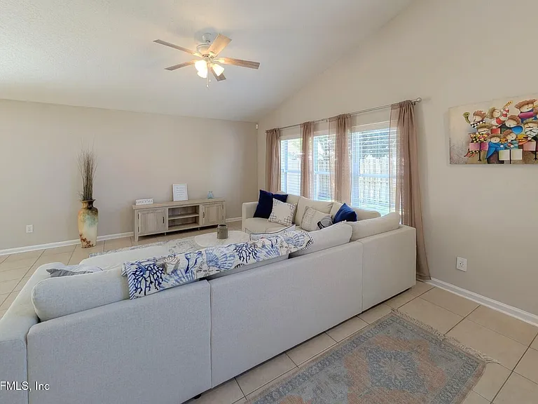 12985 Harborton Dr — Photo 5