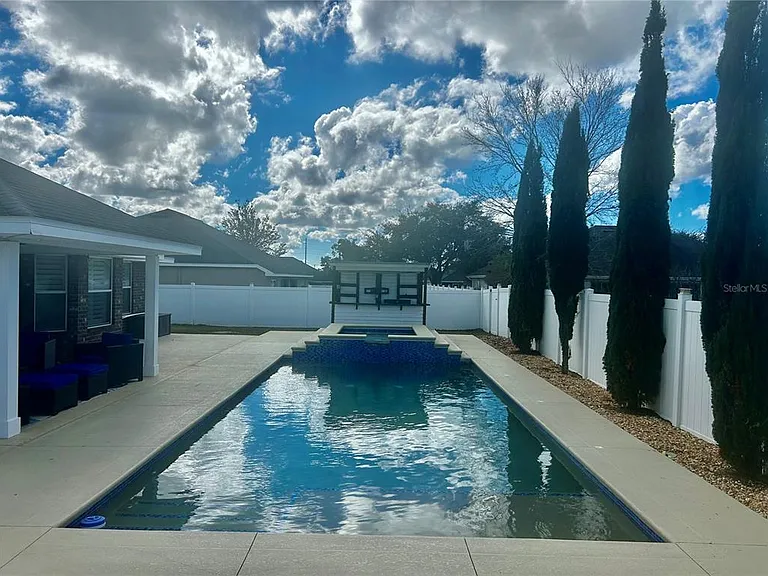 6248 SW 48th Ave — Photo 1