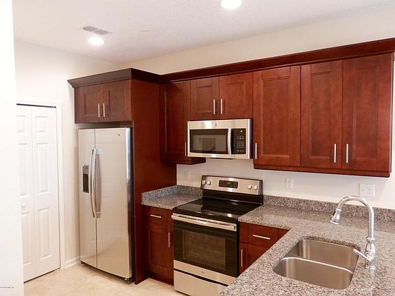 5th image of 11274/5 Estancia Villa Cir #805