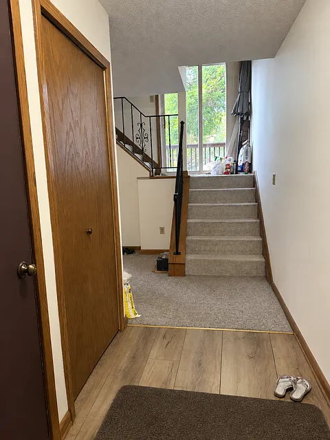 2 bed, 1268 sqft, $1,600 — Photo 2