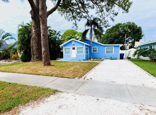 528 Tennessee Ave, Crystal Beach, FL 34681