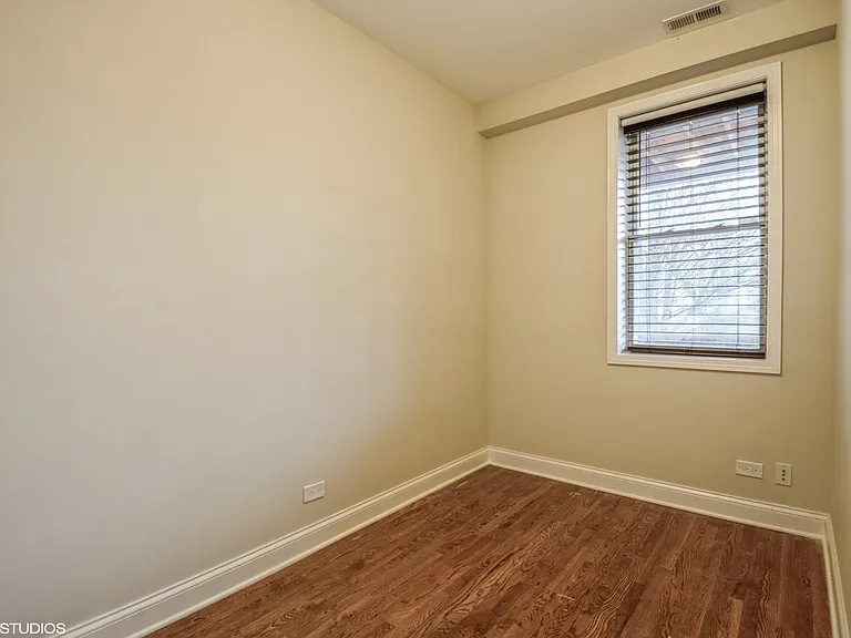 2417 N Ridgeway Ave #1 — Photo 13