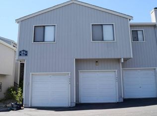 1028 Maywood Ln, Martinez, CA 94553
