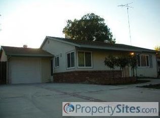 1109 Hampton Rd, Sacramento, CA 95864
