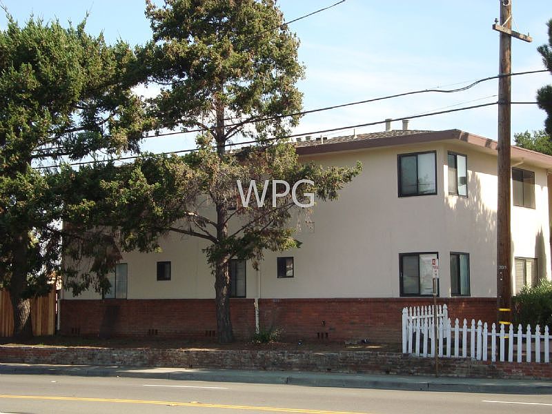 1st image of 611 Bryan Ave APT 2