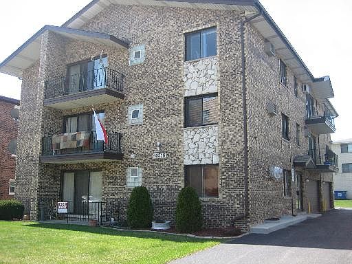 1st image of 10316 Mansfield Ave APT 2S