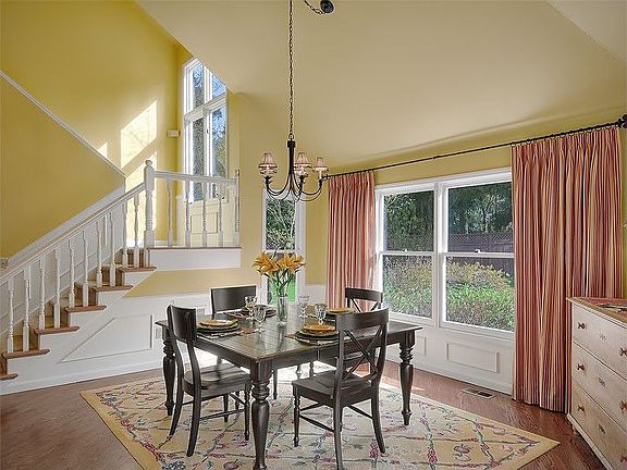 3rd image of 4126 117th Ave NE