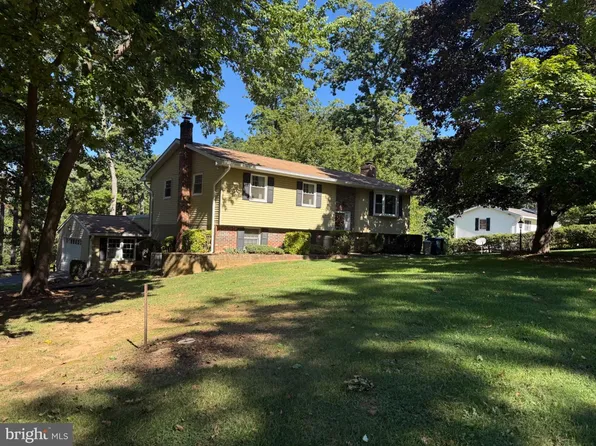 1508 Carriage Hill Dr, Westminster, MD 21157
