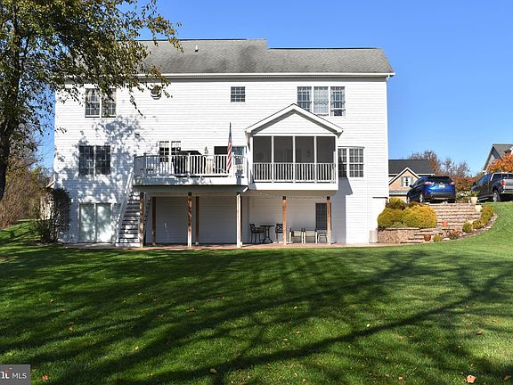 5th image of 1204 Cloverfield Ct
