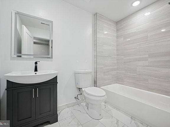 4th image of 103 N 63rd St Unit 2