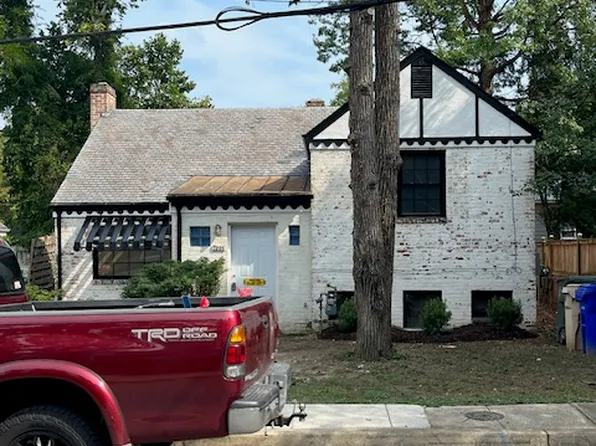 7305 Dickinson Ave, College Park, MD 20740