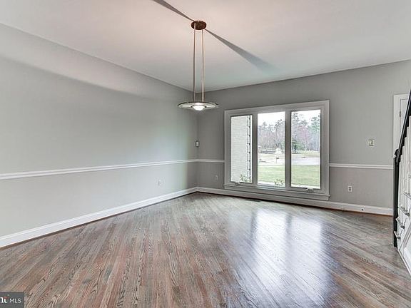 5th image of 12501 Palatine Ct
