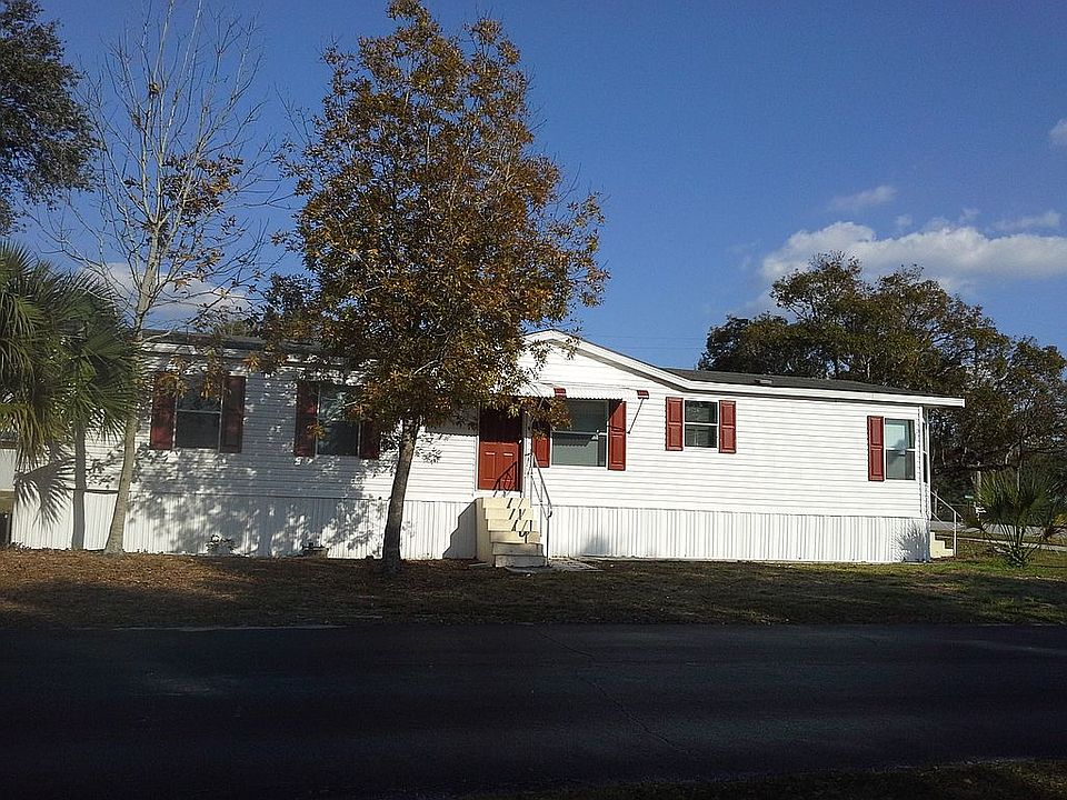 1st image of 124 W Main St