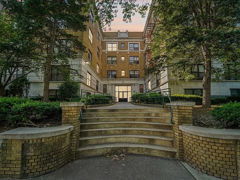 PEEK Arlington Grove — Photo 41