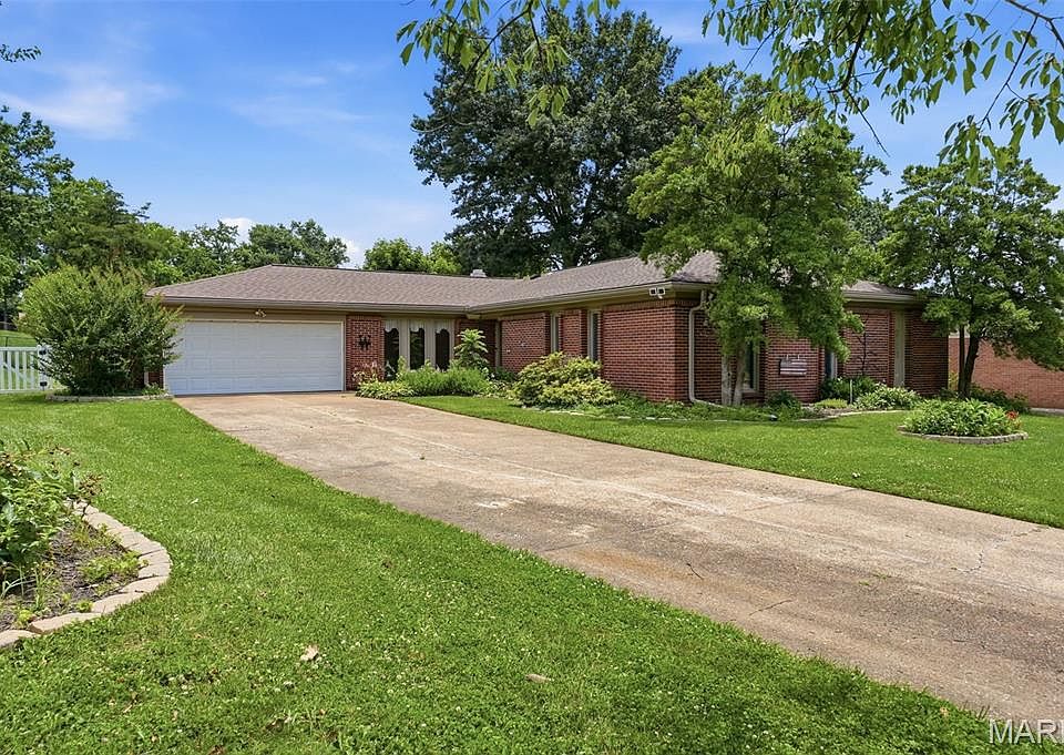1st image of 306 Fawn Meadows Dr