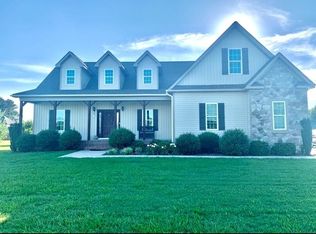 586 Friendly Dr, Goldsboro, NC 27530