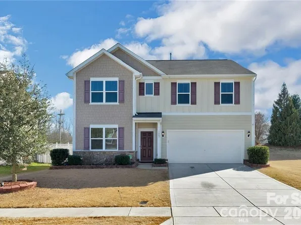 1007 Sunflower Ln, Indian Trail, NC 28079