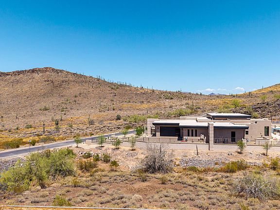 4th image of 2516 W PRAIANO Way #-