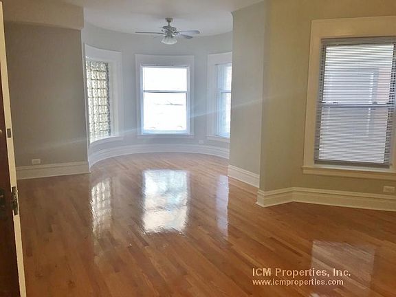 2nd image of 847 W Wellington Ave #1F-MR15-84